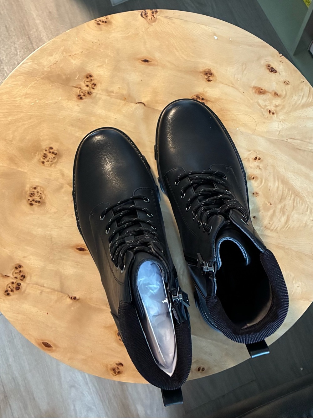 Women’s Black Leather Lace-Up Ankle Boots